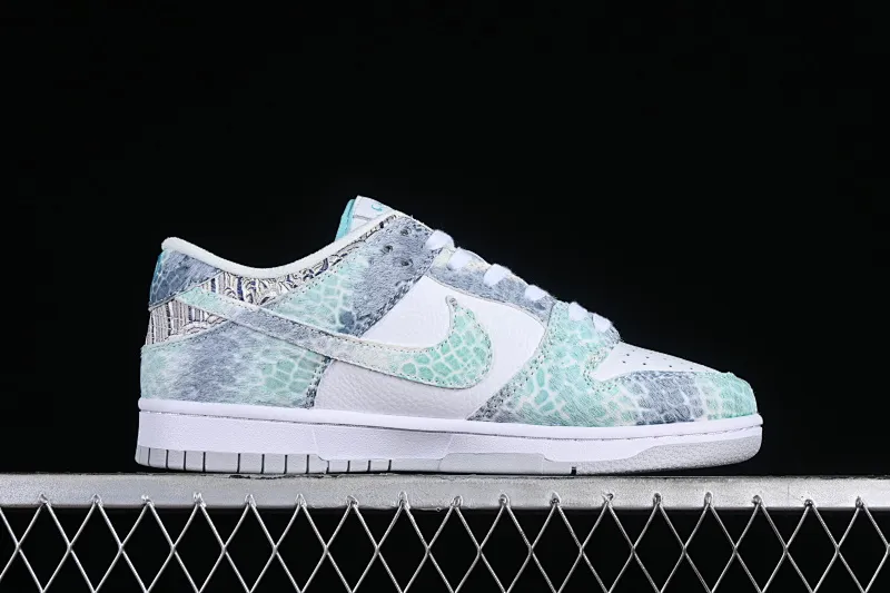 All categories Nk SB Dunk series Nk SB Dunk Low low-top sneakers F version Nk Dunk Low CNY Year of the Dragon Limited New Chinese style customization Steam Puppet-Third Prince Ao Bing SB low-top casual sneakers DV0831-101